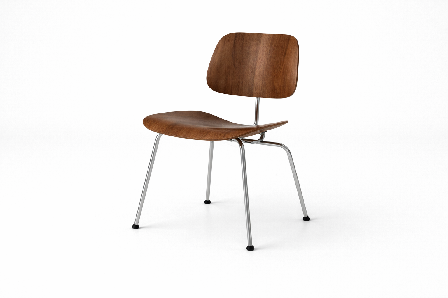 Steel furniture vs wood furniture